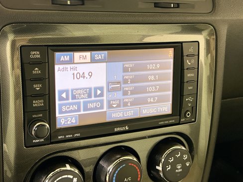 Used 2010 Dodge Challenger R/T image 13