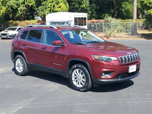 Used 2019 Jeep Cherokee Latitude w/ Cold Weather Group image 34