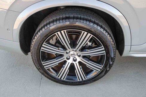 Used 2024 Volvo XC90 B6 Plus w/ Protection Package Premier image 8