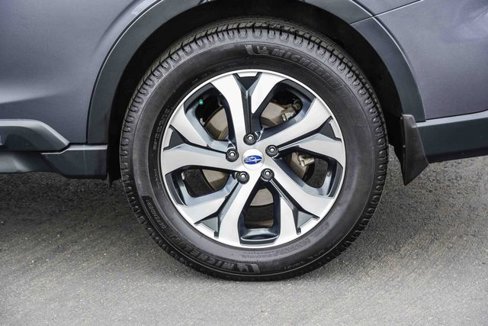 Used 2022 Subaru Outback Touring XT w/ Popular Package #2 image 9