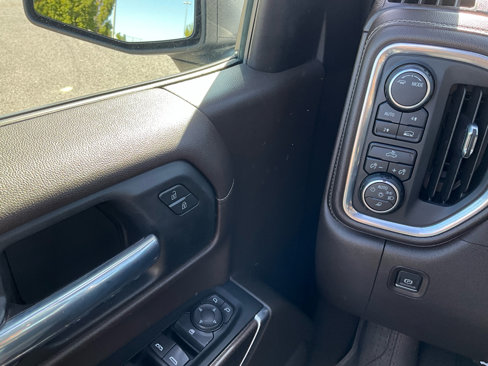 Used 2022 Chevrolet Silverado 1500 LT w/ Safety Package II image 15
