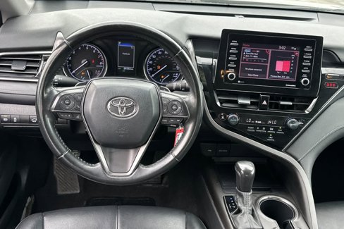 Used 2022 Toyota Camry SE image 15