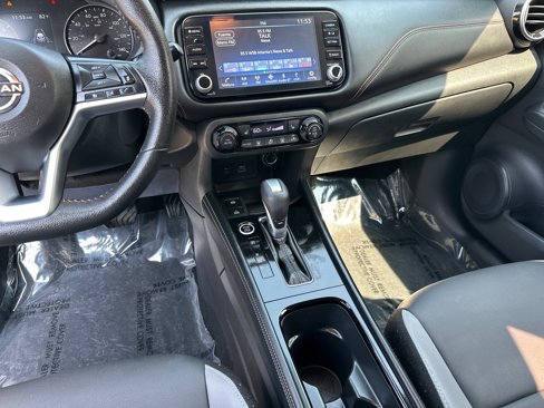 Certified 2022 Nissan Kicks SR w/ Premium Package image 28