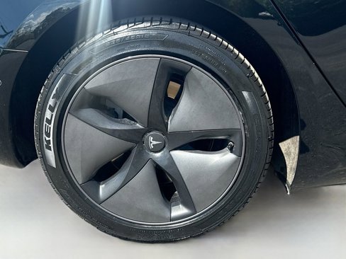 Used 2019 Tesla Model 3 image 30