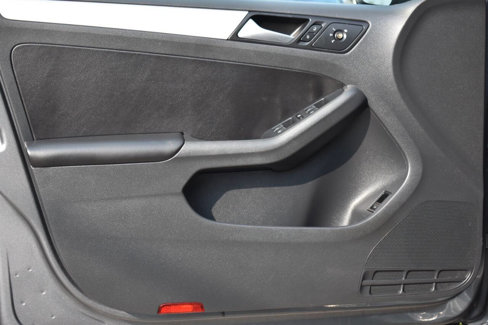 Used 2014 Volkswagen Jetta SE image 12