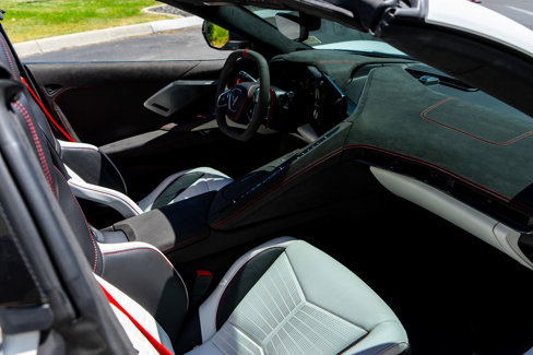 Used 2023 Chevrolet Corvette Stingray Premium Conv w/ Z51 Performance Package image 14