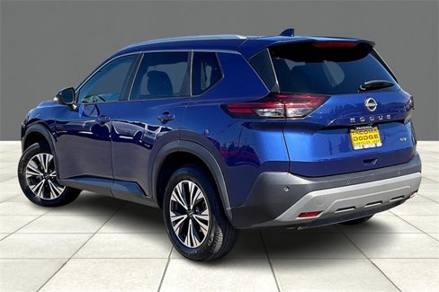 Used 2023 Nissan Rogue SV image 12