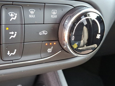 Used 2023 Chevrolet TrailBlazer LT image 26