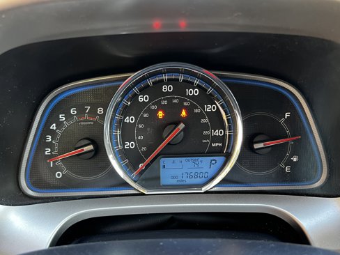 Used 2013 Toyota RAV4 Limited image 22