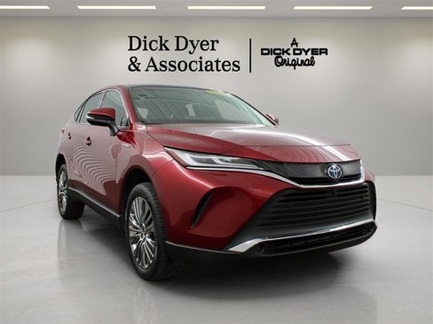 Used 2021 Toyota Venza XLE image 1