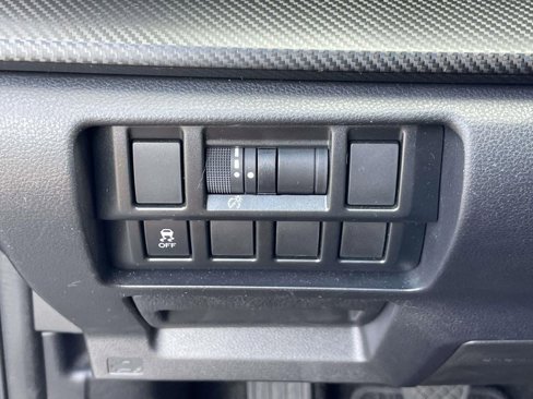 Used 2023 Subaru Crosstrek 2.0i Premium image 16
