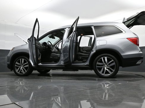 Used 2017 Honda Pilot Elite image 38