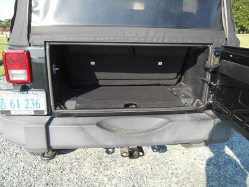 Used 2012 Jeep Wrangler Sport image 12