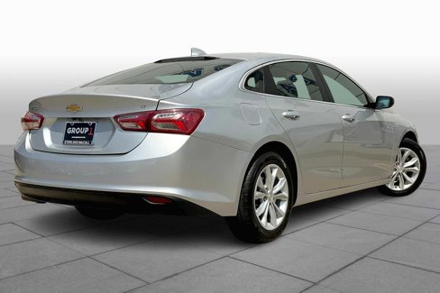 Used 2021 Chevrolet Malibu LT image 12