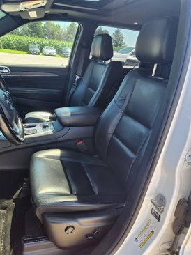 Used 2021 Jeep Grand Cherokee Limited w/ Trailer Tow Group IV image 9