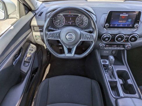 Used 2021 Nissan Sentra SV image 14