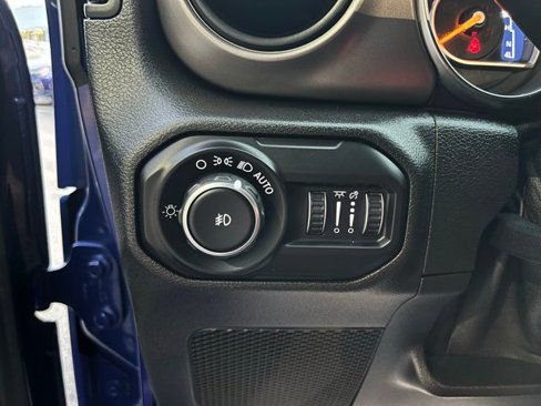 Used 2020 Jeep Wrangler Unlimited Sport S image 25