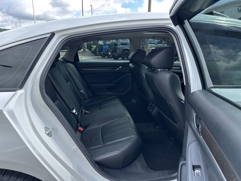 Used 2021 Honda Accord EX-L image 17