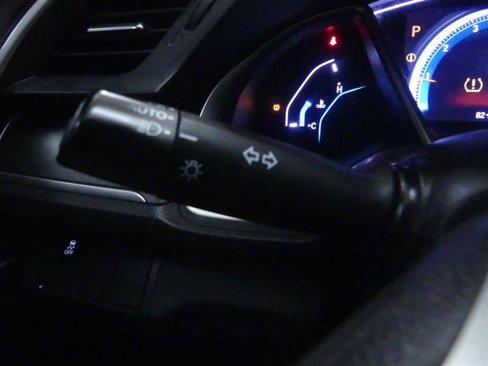 Used 2018 Honda Civic EX image 16