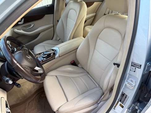 Used 2015 Mercedes-Benz C 300 4MATIC Sedan image 12
