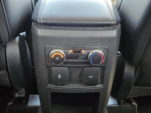Used 2021 Ford Explorer XLT w/ Equipment Group 202A image 30