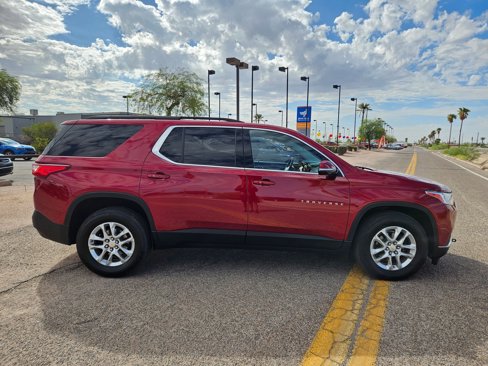 Used 2020 Chevrolet Traverse LT w/ Driver Confidence II Package image 6