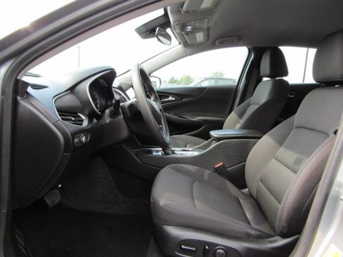 Used 2023 Chevrolet Malibu LT image 14