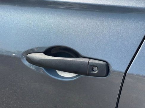 Certified 2022 Nissan Kicks S image 24
