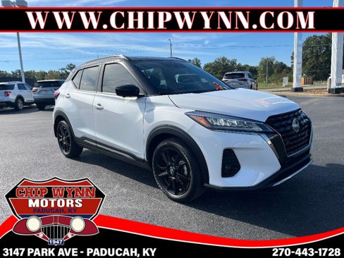 Used 2023 Nissan Kicks SR image 1