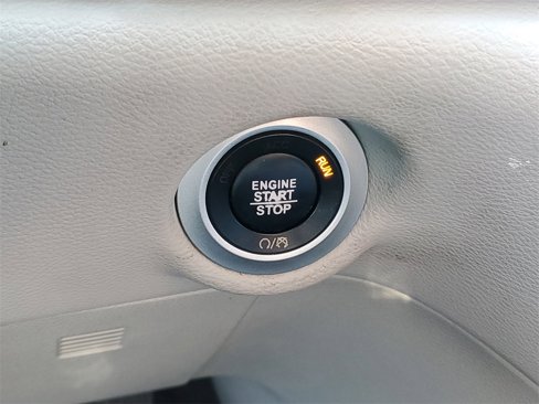 Used 2017 Chrysler Pacifica Touring-L image 21