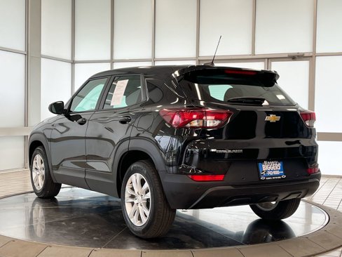 Used 2022 Chevrolet TrailBlazer LS image 6