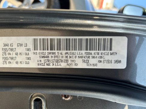 Used 2011 RAM 1500 Classic SLT w/ Protection Group image 34