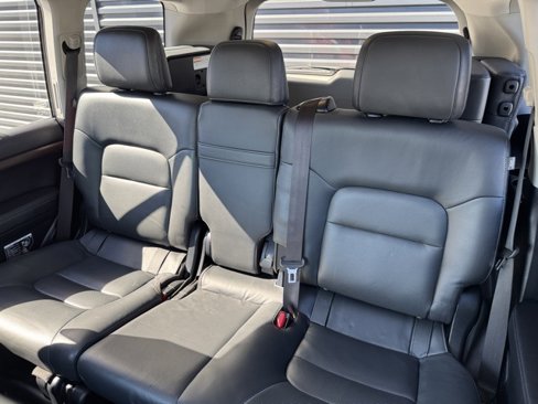 Used 2019 Toyota Land Cruiser image 35