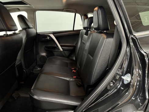 Used 2017 Toyota RAV4 Limited image 17