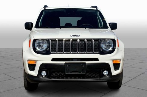 Used 2022 Jeep Renegade Latitude w/ Convenience Group image 3