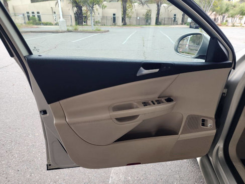 Used 2010 Volkswagen Passat Komfort image 38