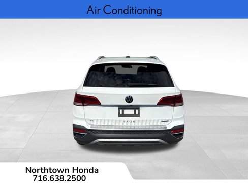 Used 2022 Volkswagen Taos SE image 6