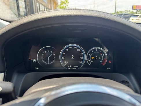 Used 2018 Jaguar XF Prestige image 7