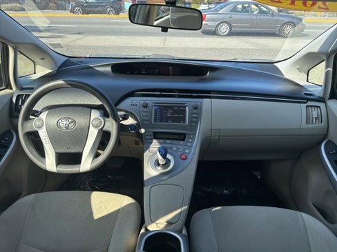 Used 2012 Toyota Prius Two image 12