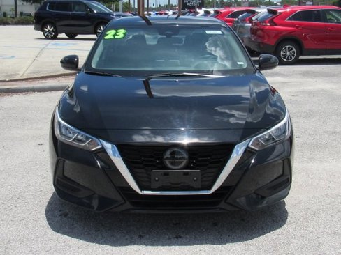 Used 2023 Nissan Sentra SV image 8