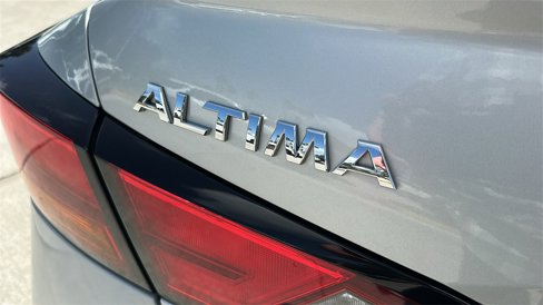 Used 2022 Nissan Altima 2.5 SV image 9