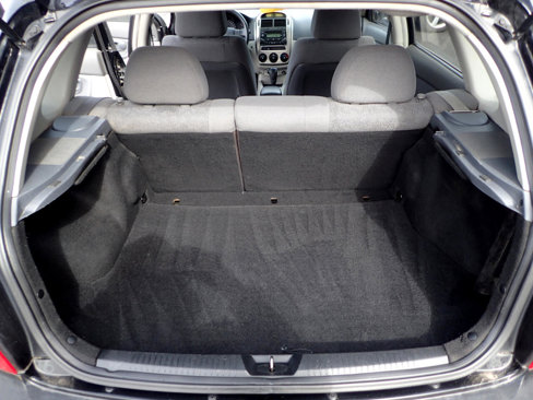 Used 2005 Kia Spectra5 image 12