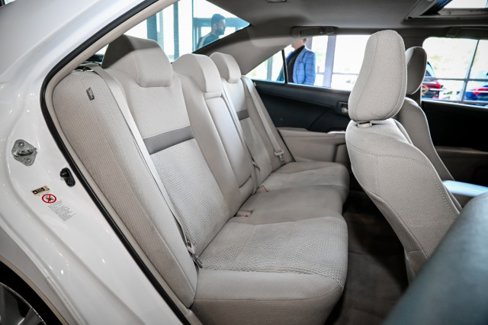 Used 2013 Toyota Camry image 21