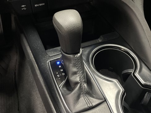 Used 2019 Toyota Camry LE image 26