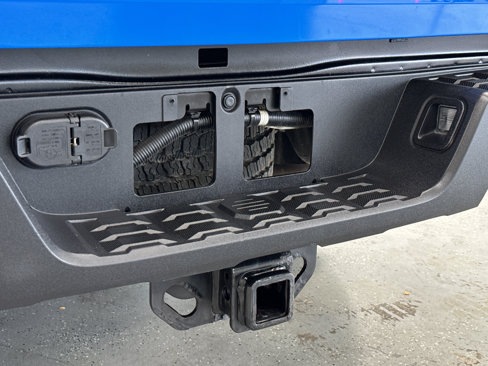 Used 2020 Toyota Tacoma TRD Off-Road image 36
