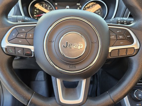 Used 2018 Jeep Compass Sport w/ Tech Group image 30