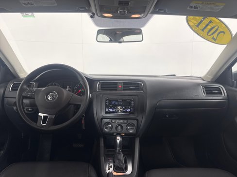 Used 2011 Volkswagen Jetta SE image 22