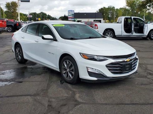 Used 2020 Chevrolet Malibu LT image 2