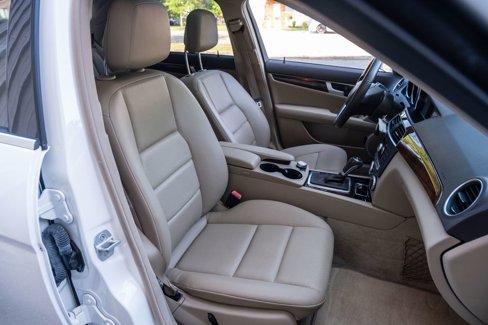 Used 2014 Mercedes-Benz C 300 4MATIC Sedan image 26