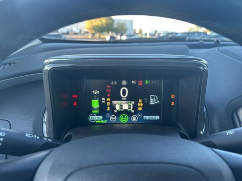 Used 2013 Chevrolet Volt Premium w/ Premium Trim Package image 2